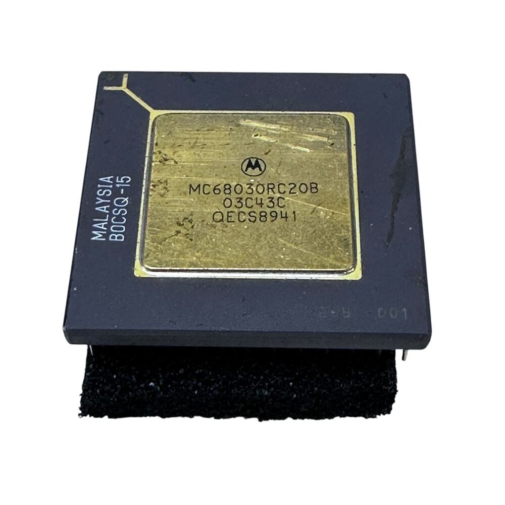 Genuine Vintage Motorola MC68020RC20B 20MHz Ceramic Processor